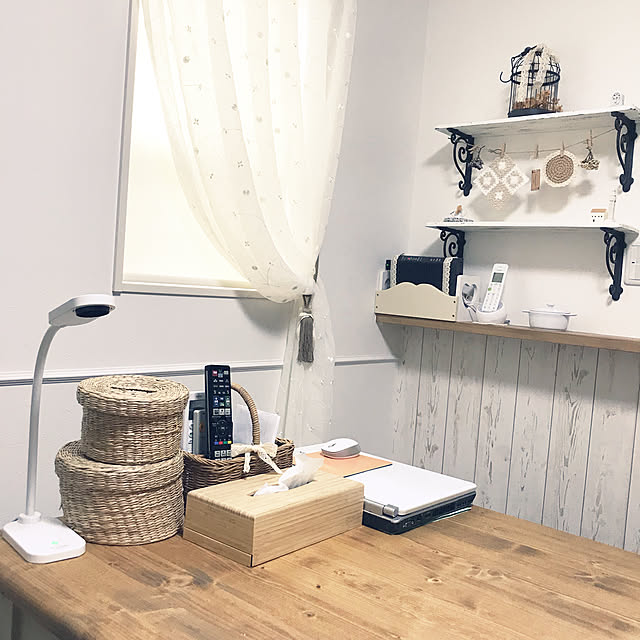 My Desk,おやつ置き場,薬置き場,リモコン置き場,キャンドールテーブル,キャンドール,RCカントリー倶楽部☆,オキナワスズメウリ部,平屋のお家,私の小さな白いお家,白枯れカントリー,フレンチカントリー hiyoriの部屋