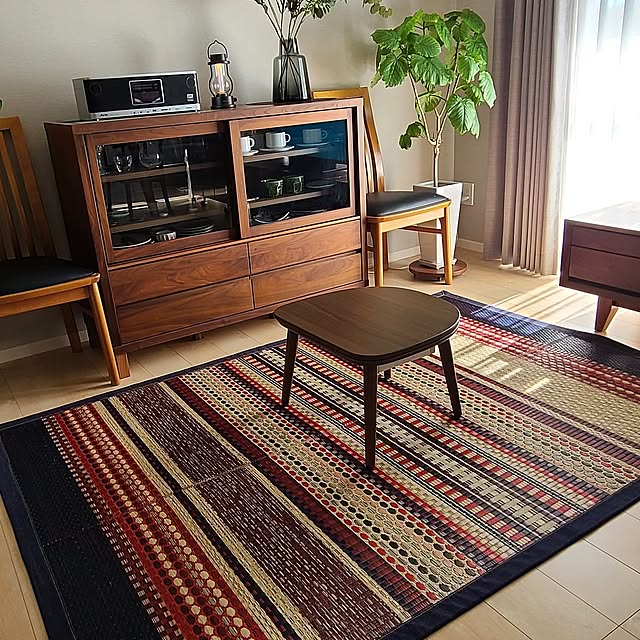 Lounge,好きなインテリアブランド,サイドテーブル,こたつ,冬支度,ユアサプライムス,一人暮らし,団地,シンプル,リノベーション,お邪魔できなくてごめんなさい,見てくれてありがとうございます♡,いいね、フォローに感謝です✨,ナチュラル,ウォールナット,いぐさラグ,ヒコラー,モダン,キャビネット,食器棚,高野木工,2024.10.21 monの部屋