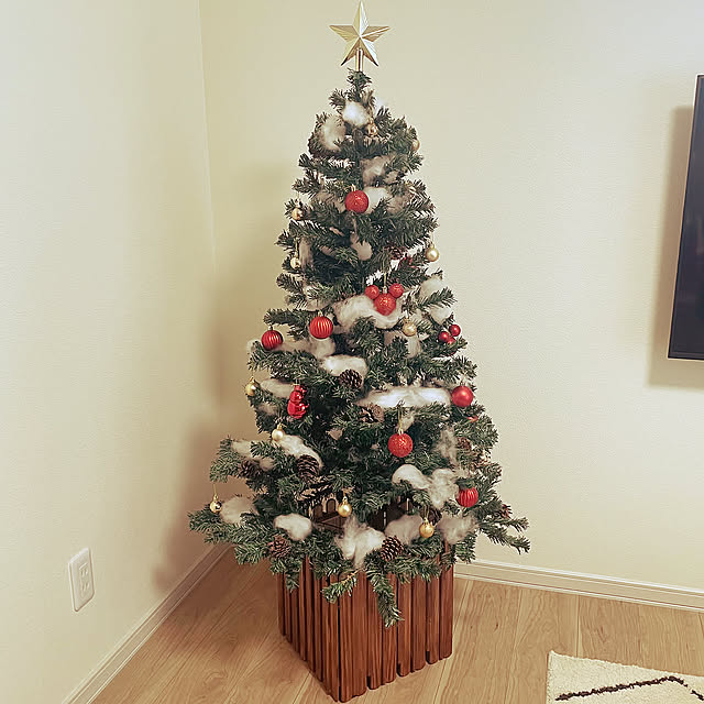 Overview,クリスマスツリー飾り付け,ツリー足元隠しDIY,ツリー足元隠し,クリスマスツリー,クリスマスツリー150cm,北欧,ダイソー,100均,セリア Uka.....yの部屋