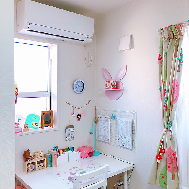 セリア♡,ダイソー♡,kitchen kitchen,natural kitchen,北側窓,机まわり,次女の部屋,子供部屋,娘の部屋♡,いつもありがとうございます♡,代わり映えしませんが…,ご訪問ありがとうございます♪,好きな物に囲まれて暮らしたい♡,コメントお気遣いなく(⁎ᴗ͈ˬᴗ͈⁎),狭小住宅,マイホーム,25坪の家,Can☆Do,マイホーム記録,狭小住宅を楽しむ,ソスグレ,mango ちゃんの作品♡,IKEA,Bedroom,小さい雛人形,おひなさま♡ mokocoの部屋