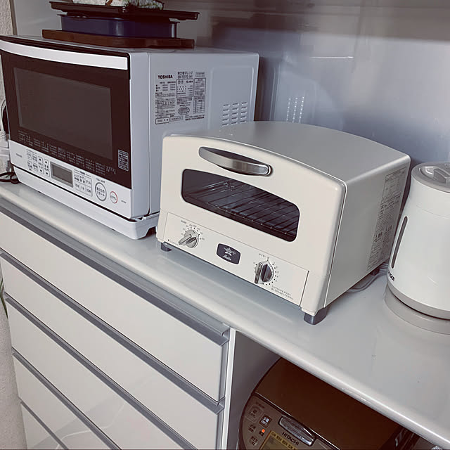 アラジン トースター,母子家庭,築30年以上,賃貸,賃貸マンション,Kitchen,モノトーン,アラジングラファイトトースター,パモウナ 食器棚,パモウナ yuuuka.h214の部屋