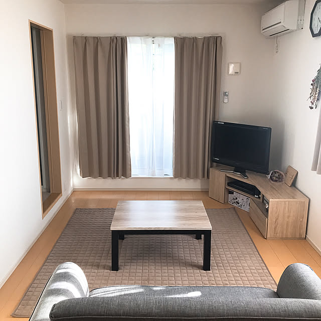 Lounge,こたつテーブル,伸縮TV台,テレビ台,オーク色,ソファー,大東建託,1LDK,一人暮らし,ラグマット,エアリゾームインテリア,スミシア・インテリア cc.roomの部屋