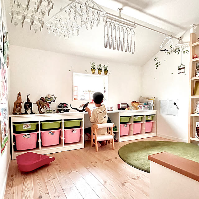 Overview,こども部屋&キッズスペース,子供部屋,ナチュラルインテリア,壁面収納,ありがとうございます,ありがとうございます♡,子どもと暮らす,こどもと暮らす,小さなお部屋,すっきり暮らす,子供のいる暮らし,心地よい暮らし,こどものいる暮らし,窓辺のインテリア,ロフト,室内干し,ロフトのある家 arika_919の部屋