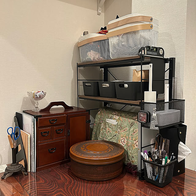 My Desk,ハンディモップ,リーサトルプ,リーサトルプバスケット,ウップダテラ カトラリー入れ,ウップダテラ,アトリエ,ダイソー,IKEA,ニトリ,和室,ちゃぶ台,Nポルダ,無印良品,100均 kanamuriの部屋