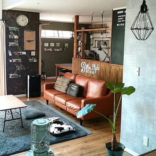 Overview,DIY,男前,インダストリアル,natulove0418ちゃん♡,ファイヤーエスケープ,FIRE ESCAPE,壁をペンキで塗る,壁紙はりかえ,コンクリート風壁紙,タイル風の壁紙,カッティングシート,IG⇨maca_home,ブログよかったら見てみて下さい♩,壁紙屋本舗 macaの部屋