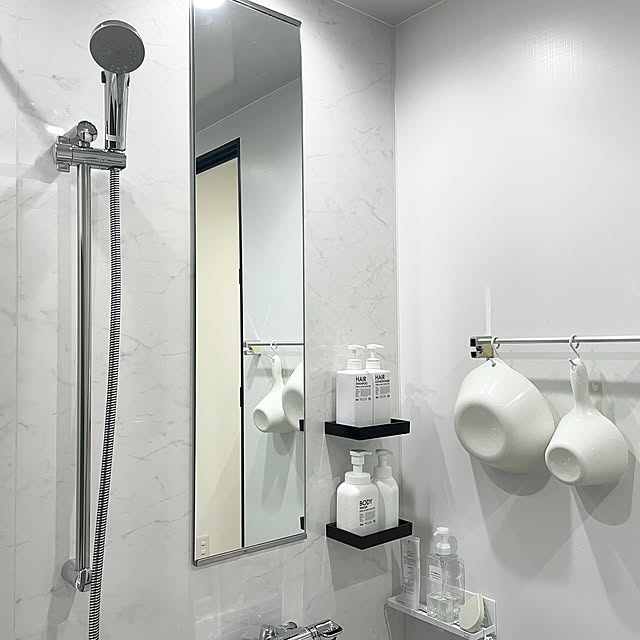 Bathroom,サンサンスポンジ,無印良品,towerマグネットシリーズ,シャンプーボトル,お風呂収納,シンプル,ホワイトインテリア,シンプルモダン,シンプルが好き,モノトーンインテリア,すっきり暮らす,赤ちゃんのいる暮らし,子どものいる暮らし,ホテルライクインテリア tina315mhの部屋