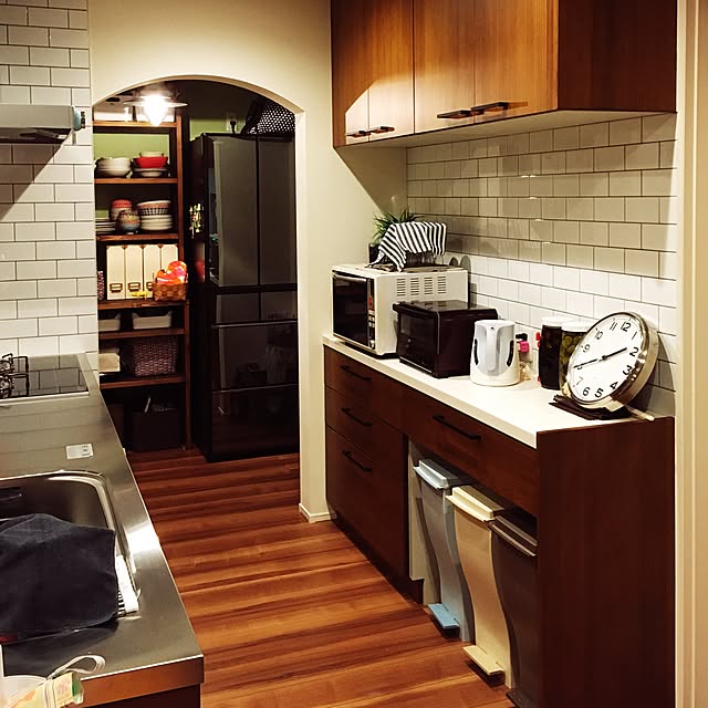 Kitchen,ロンハーマン,カリフォルニアスタイル,ビーチハウス,カリフォルニアインテリアに憧れる,サーファーズハウス,カウンターキッチン,ウッドワン,IKEA,パントリー,食器好き,サブウェイタイル Keiko Hattoriの部屋