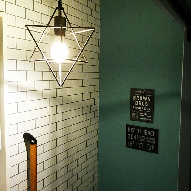 Bathroom,サブウェイタイル風壁紙,男前,トイレ,アクセントクロス,ペンダントライト,アクセントクロス グリーン shioriの部屋