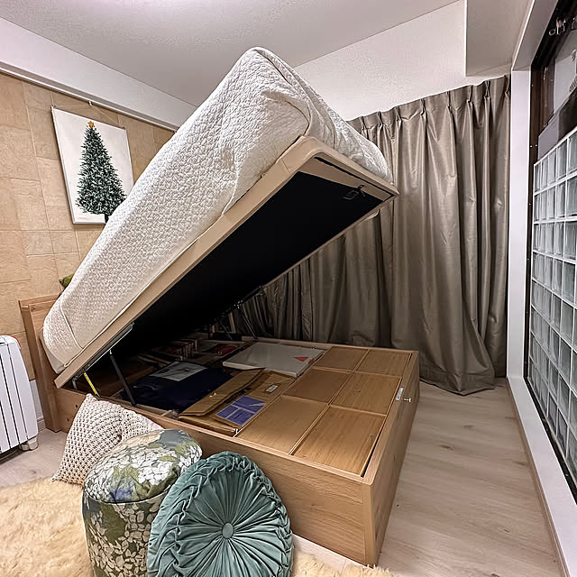 Bedroom,リフォーム記録,リフォーム中,ガラスブロックのある部屋,サータナチュラルスイート7.7,跳ね上げベッド,ベッド下収納庫,デッドスペース,ドリームベッド,ウレルディ244,ペルゴラミネートフロア,無印良品 木箱 mizucchiの部屋