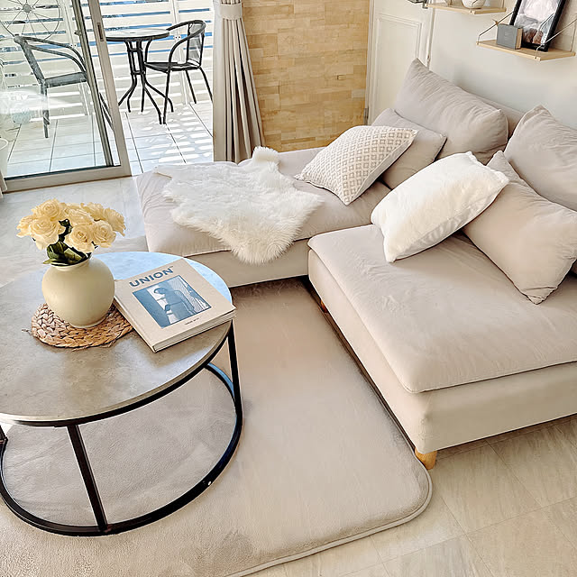 Lounge,建売住宅,ホワイトインテリア,ニトリのラグ,ニトリのクッションカバー,ニトリ,海外インテリアに憧れる mii_home_39の部屋