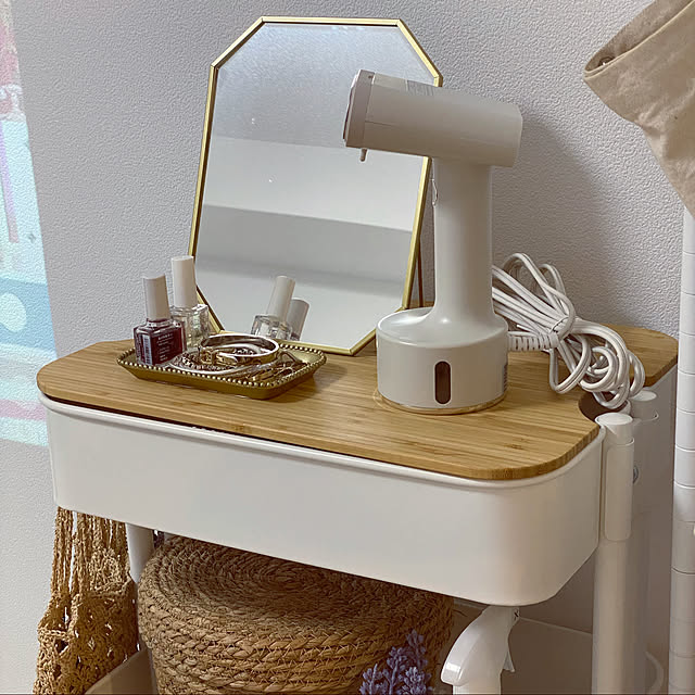 ブルーノ,Lounge knitterの部屋