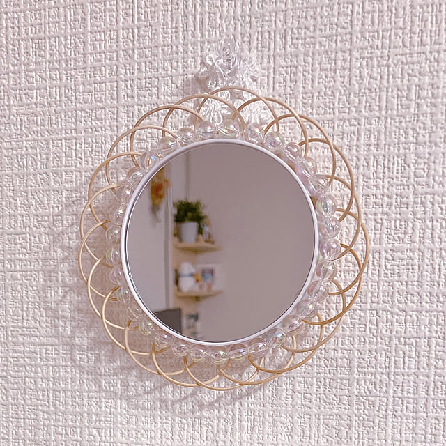 On Walls,欲しいものは自分で作る,ラタン風ミラー,可愛いものが好き,ダイソー鏡,ダイソーコースター,ダイソー購入品,ダイソーリメイク,10分でできる,落ち着く空間作り yuukiの部屋