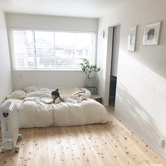 ベッド ワンアイテム シンプルなベッドルームのアイデア Roomclip Mag 暮らしとインテリアのwebマガジン