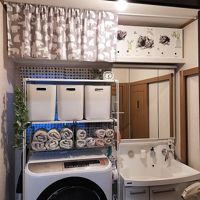 Bathroom,目隠しアイデア,突っ張り棒,カーテン目隠し,日用品収納,洗面所 収納,狭い洗面所,洗面所が狭い,2畳の洗面所,ニトリ,ファイルスタンドボックス mash-room.aeの部屋