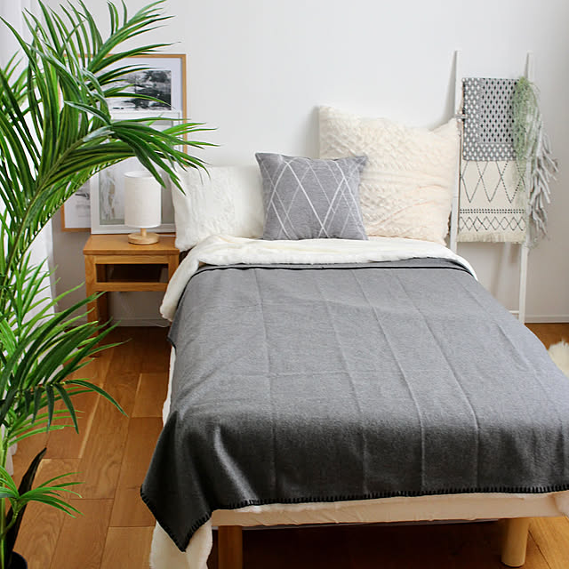 Bedroom,寝具,布団カバー,モニター,ニトリ,快眠,無印良品,クッション,ベッドルーム,ゲストルーム,脚付きマットレス Kaneyukiの部屋