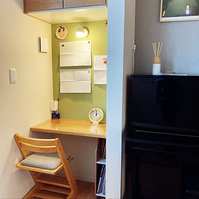 マグネットウォール,リビング学習,My Shelf,上棚の中にはプリンターを収納,机下キャスター付き教科書ラックはDIY chantomoの部屋