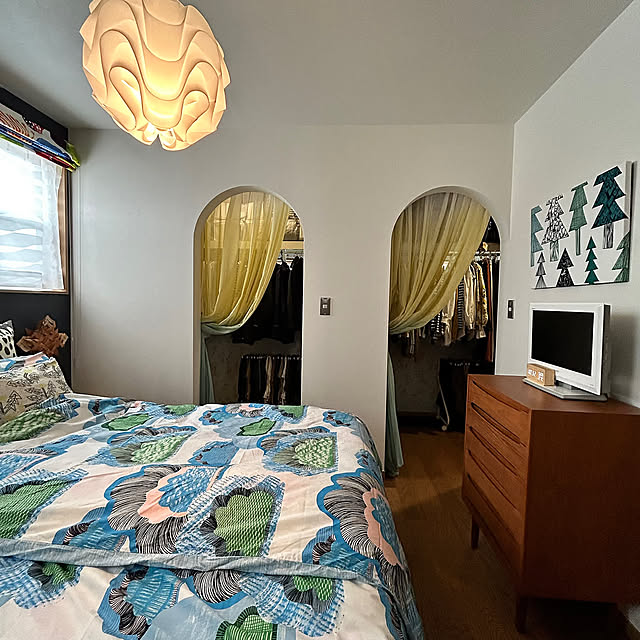 Bedroom,ウォークインクローゼット,寝室,レクリント,北欧ポップ,突っ張り棒,グラデーション,レースカーテン,タッセル,SEASON REASON,北欧,北欧インテリア,IKEA,イベント参加 maric323の部屋