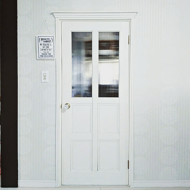 Entrance,DIY,セルフリフォーム,PAINT,モールディング,パテ,White,ドアリメイク,door,seria d.sikiの部屋