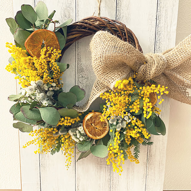 ミモザ,花のある暮らし,植物が好き,暮らしを楽しむ,お花大好き♡,みどりのある暮らし,ミモザリース,手作り,ドライフラワー,リース 手作り,ミモザのリース,On Walls taakoの部屋