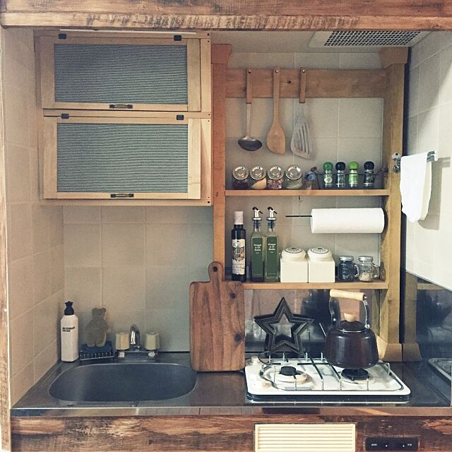 こんな棚が欲しかった ディアウォール棚活用実例 キッチン編 Roomclip Mag 暮らしとインテリアのwebマガジン