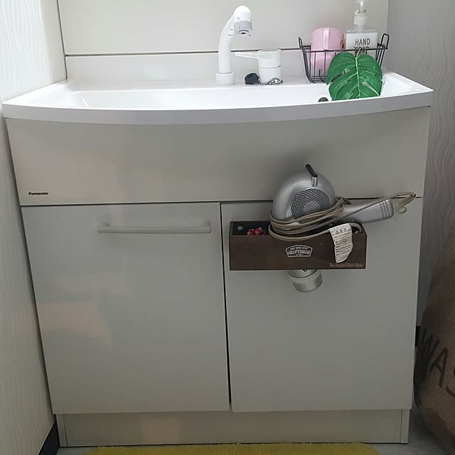 Bathroom,DIY,ドライヤー,ドライヤー収納,ドライヤー置き場 fujikikun.m.comの部屋