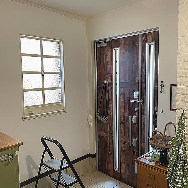 窓枠 DIY,モルモル,リメイクシート,Entrance kuroの部屋