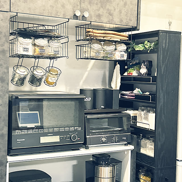 Kitchen,Panasonic homes,キャンディ,ティーバッグ収納,ティーバッグ,キャスター付き,大容量,スリムワゴン,スリム,ワイヤーカゴ,セリア,見せる収納,salut!,連結,ワイヤーラック,吊り下げ収納,収納アイデア,収納,新生活,RoomClipショッピング,おうち見直し企画 yunyumの部屋