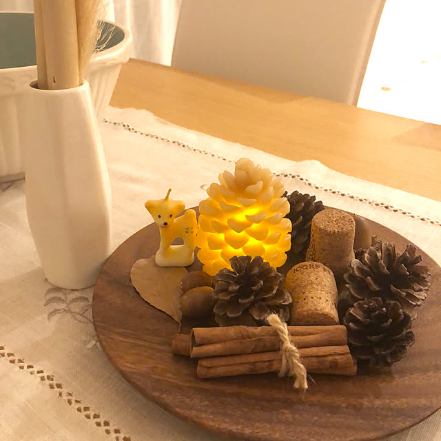 2019.11.26,クリスマス,ナチュラル,ダイニングテーブル＆チェア,テーブルセンター,アカシアプレート,無印良品,キャンドル,My Desk makimikanの部屋