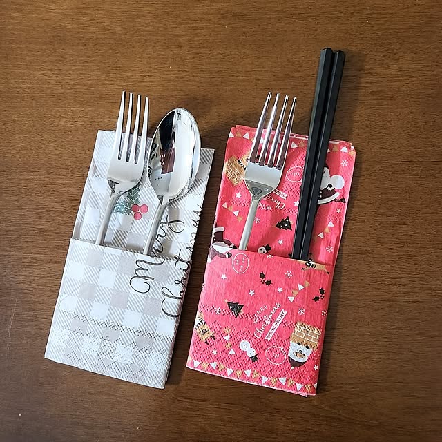 百均,癒し,セリア,クリスマス,ペーパーナプキン,紙コップ,紙皿,マンション暮らし,ペーパーナプキンアレンジ,パーティー用品,LEDキャンドル,ライトアップ,テーブルランナー,パウダースノーツリー,カトラリー入れ,ペパナプ活用,My Shelf love1017の部屋
