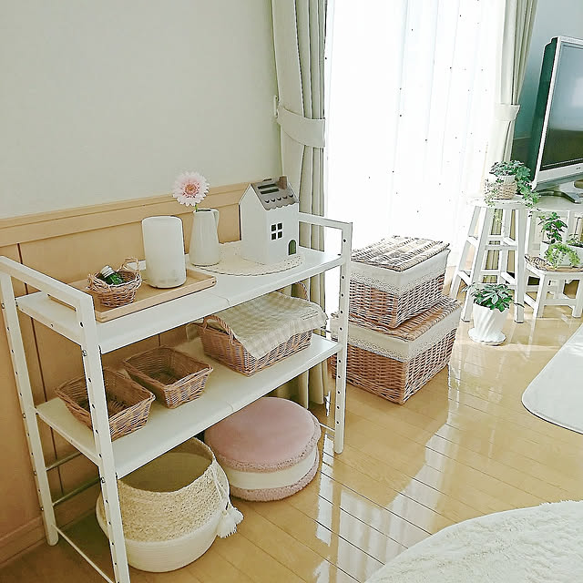 Lounge,シンプル,キッチンラック,キッチン収納,ゲキカグ,モニター中です,モニター投稿お付合いありがとうございます,かご大好き,見てくださりありがとうございます♡,いいね、フォロー本当に感謝です♡,いつもありがとうございます♡,使い方いろいろ,ホワイト,可動棚,雑貨,モニター投稿最終picです,スチールラック yukaの部屋
