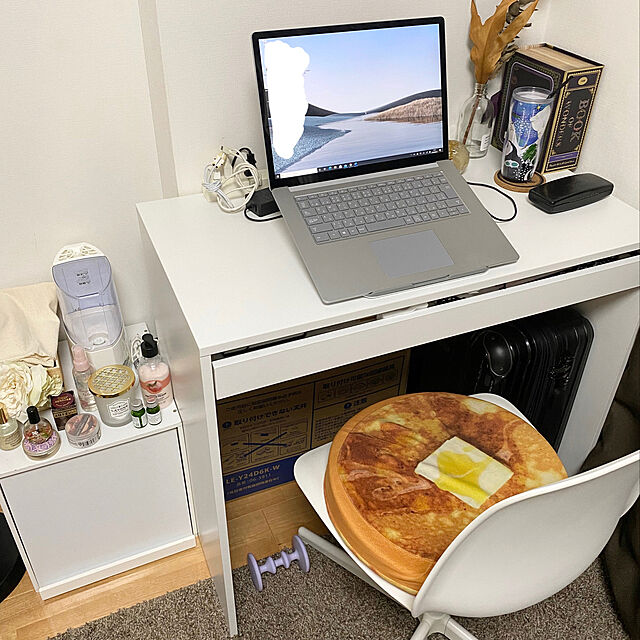 パソコンデスク,デスク,デスク周り,一人暮らし,1K ひとり暮らし,1K6畳,My Desk shiho.の部屋
