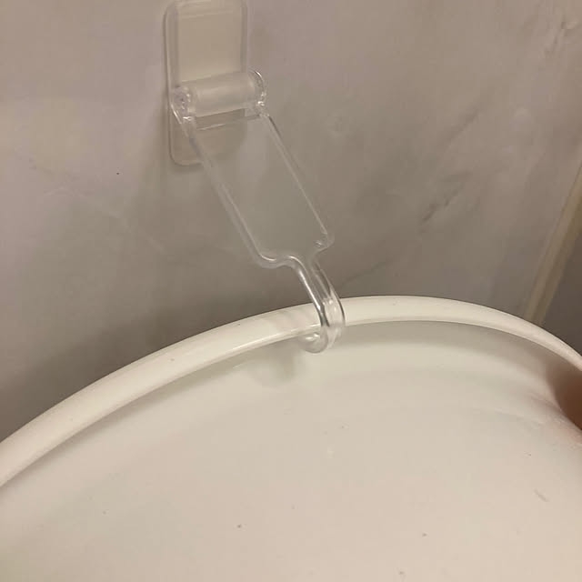 Bathroom,両面テープで固定,フック,洗面器置場,セリア,100均,ナイスタック両面テープ超強力タイプ koroの部屋