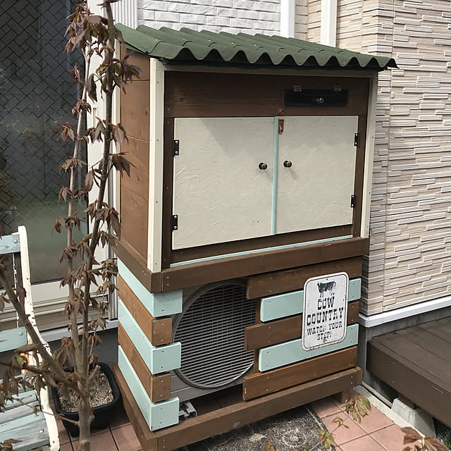 宅配ボックス,DIY,ガレージ,小屋,秘密基地,キシラデコール,室外機カバー,塗装,宅配BOX,室外機カバーDIY,Entrance sakutaroの部屋