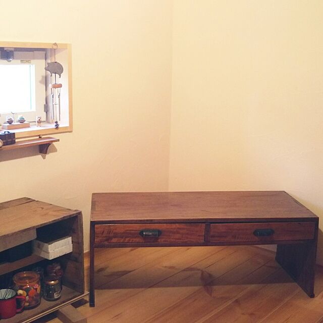 My Desk,古道具,漆喰壁,りんご箱,無垢のパイン材の床,文机,木組の家,ロフト t.yumiの部屋