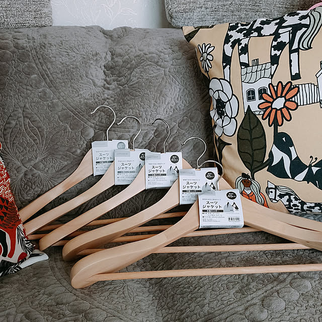 Bedroom,NITORI,木製ハンガー,スーツ、ジャケット用,ハンガー KEIKOの部屋