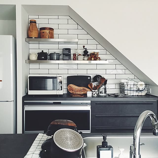 Kitchen,リクシルキッチン,階段下,タイル貼り _makkiy_の部屋