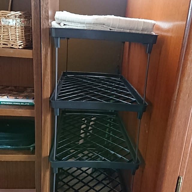 My Shelf,隙間,隙間収納,隙間にぴったり♪,ジンク下整理棚,セリア,100均,ブラウンなのにブラックにしか見えない,いいね！ありがとうございます♪ hiro-yの部屋