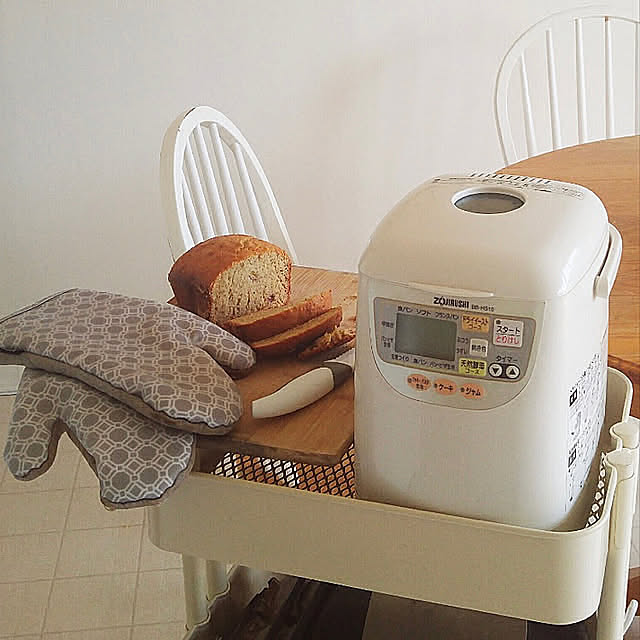 ホームベーカリー,イケアRÅSKOG/ロースコグ10周年,海外,賃貸,古い家,カナダ,築100年,IKEA,Kitchen airaの部屋