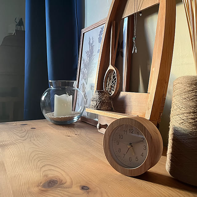 2023.3.25,アナログ時計,スマホから距離を置きたい,デジタルデトックス,カチコチ音しない,木製置時計,時計,Bedroom,2枚投稿 kinu-itoの部屋