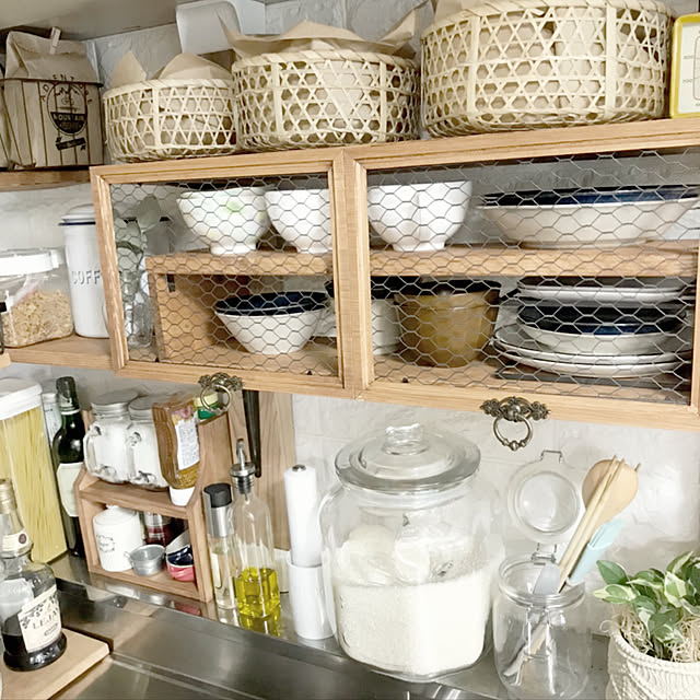 収納,ハンドメイド,DIY,パタパタ扉,動線を考えた収納,アンティーク,カフェ風,キッチンDIY,北欧,観葉植物,ドライフラワー,キャンドゥ,Kitchen miiis.greenの部屋