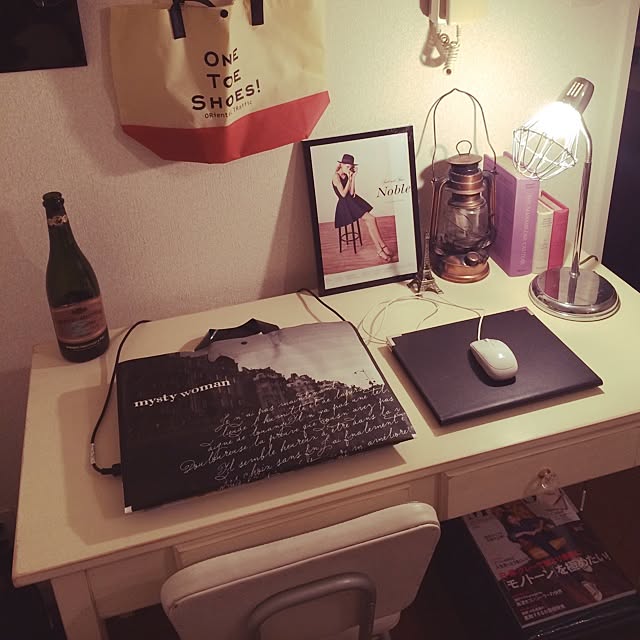 My Desk,ショッパー使い,black,机周り hito1103の部屋