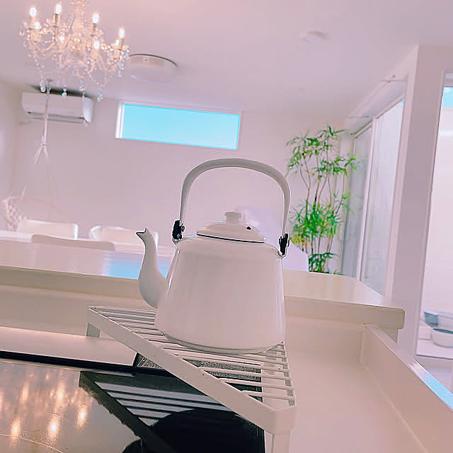 Kitchen,ケトル,シンプル,ホワイトインテリア,白い部屋,平屋,白いインテリア,シンプルが好き,ミニマリスト,スッキリ暮らしたい,見せない派 rei_d-_-bの部屋