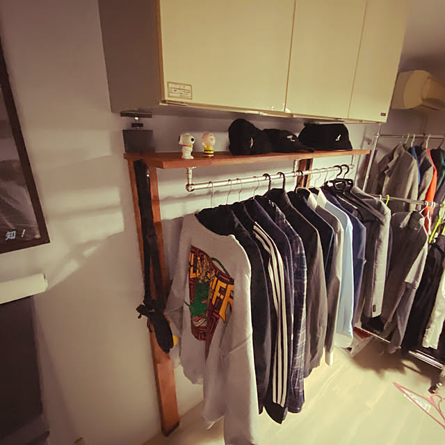 途中経過,1人で作業,棚受けdiy,2×4材,洋服ディスプレイ,洋服収納,ラブリコ,ハンガーラックDIY,ハンガーラック,みせる収納に憧れる,DIY,一人暮らし,ディアウォール,My Shelf Lettuceの部屋