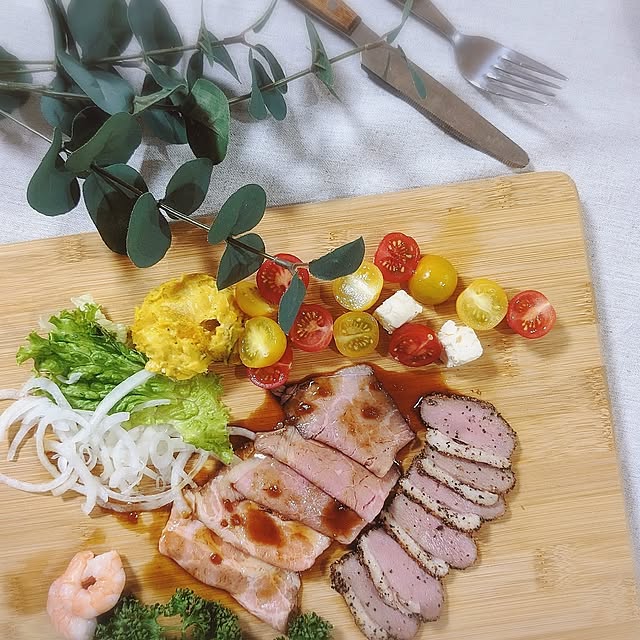 夏インテリア,季節を楽しむ,デコホーム,おうち時間,ニトリデコホーム,賃貸でも楽しく♪,ナチュラルインテリア,カッティングボード,いつも見て頂きありがとうございます♡,木のぬくもりが好き♡,ナチュラルが好き,ナチュラルな暮らし,料理を楽しむ,賃貸でも諦めない！,モニター投稿中です❁*。,バンブーカッティングボード,モニター投稿お付き合い有難うございます♡,コメントお気遣いなく(⁎ᴗ͈ˬᴗ͈⁎),木のぬくもり,キッチンツール,Overview mamenoの部屋