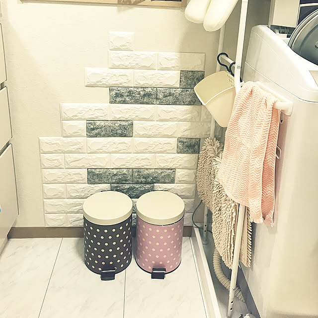 Bathroom,ダイソー,本日のDIY,100均　,リメイクシート,生活を便利にしたい,生活を楽しくしたい,レンガ maisonの部屋