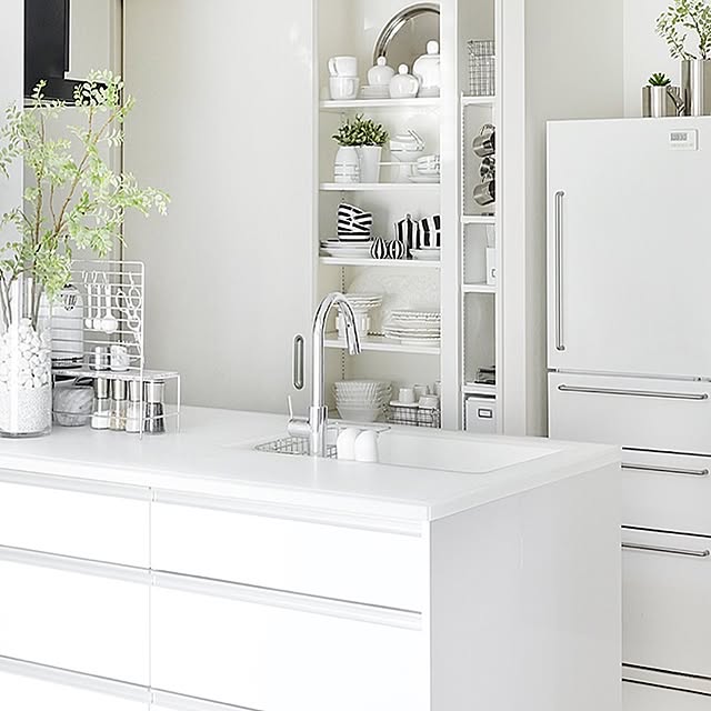 Kitchen,キッチン,モノトーン,モノトーン収納,シンプルモダン,白黒,見せる収納,シンプルライフ,MONOTONE,白黒グレー,白黒収納,白黒インテリア,白黒マニア,収納,食器棚収納 tuuliの部屋