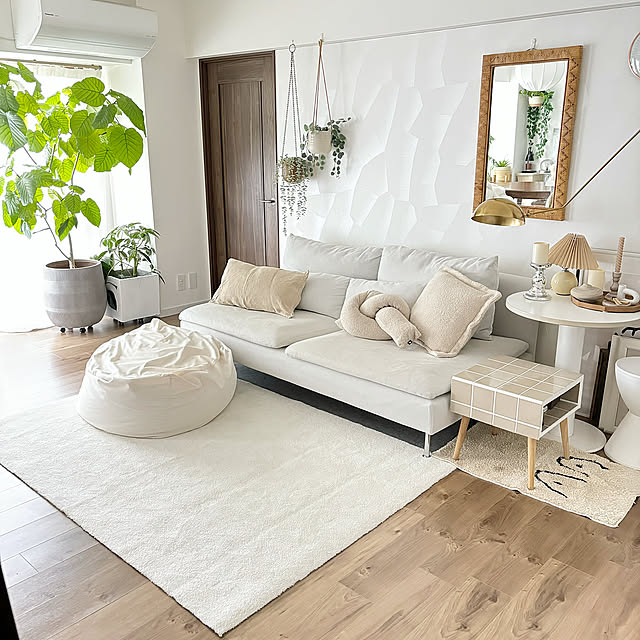 Lounge,ソファーまわり,リビングインテリア,人をダメにするソファ,IKEA,IKEA ラグ,クナールドルップ,ソーデルハムン,ラグ,1人暮らし,リノベーション,ひとり暮らし,IKEA 照明,海外インテリアに憧れる,中古マンション,中古を買ってリノベーション,マンション暮らし,中古マンションリノベ,韓国インテリア,グリーンのある暮らし sakielの部屋