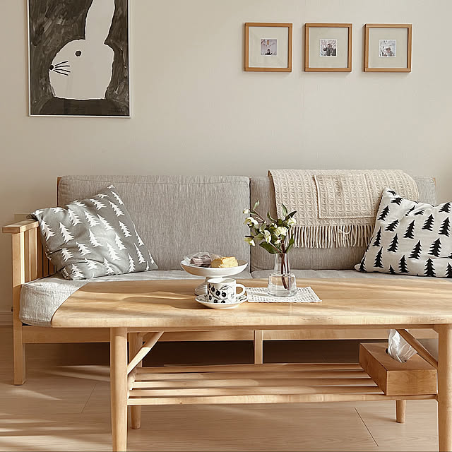 Lounge,北の住まい設計社,ポスター,テーブルコーデ,お花のある暮らし,珈琲時間,植物のある暮らし run_cafeの部屋