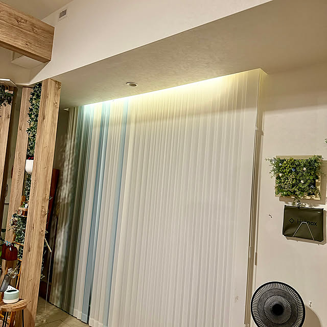 Lounge,間接照明,テープライトDIY,IKEA 照明,カーテンボックス,照明,DIY yutaの部屋