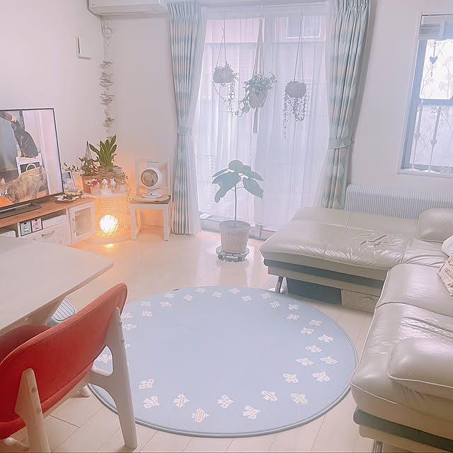 Lounge,しまむらのラグ,しまむら,円形ラグ,センターラグ,夏の暮らし準備,ナチュラル,カフェ風,北欧 akiko-ovの部屋